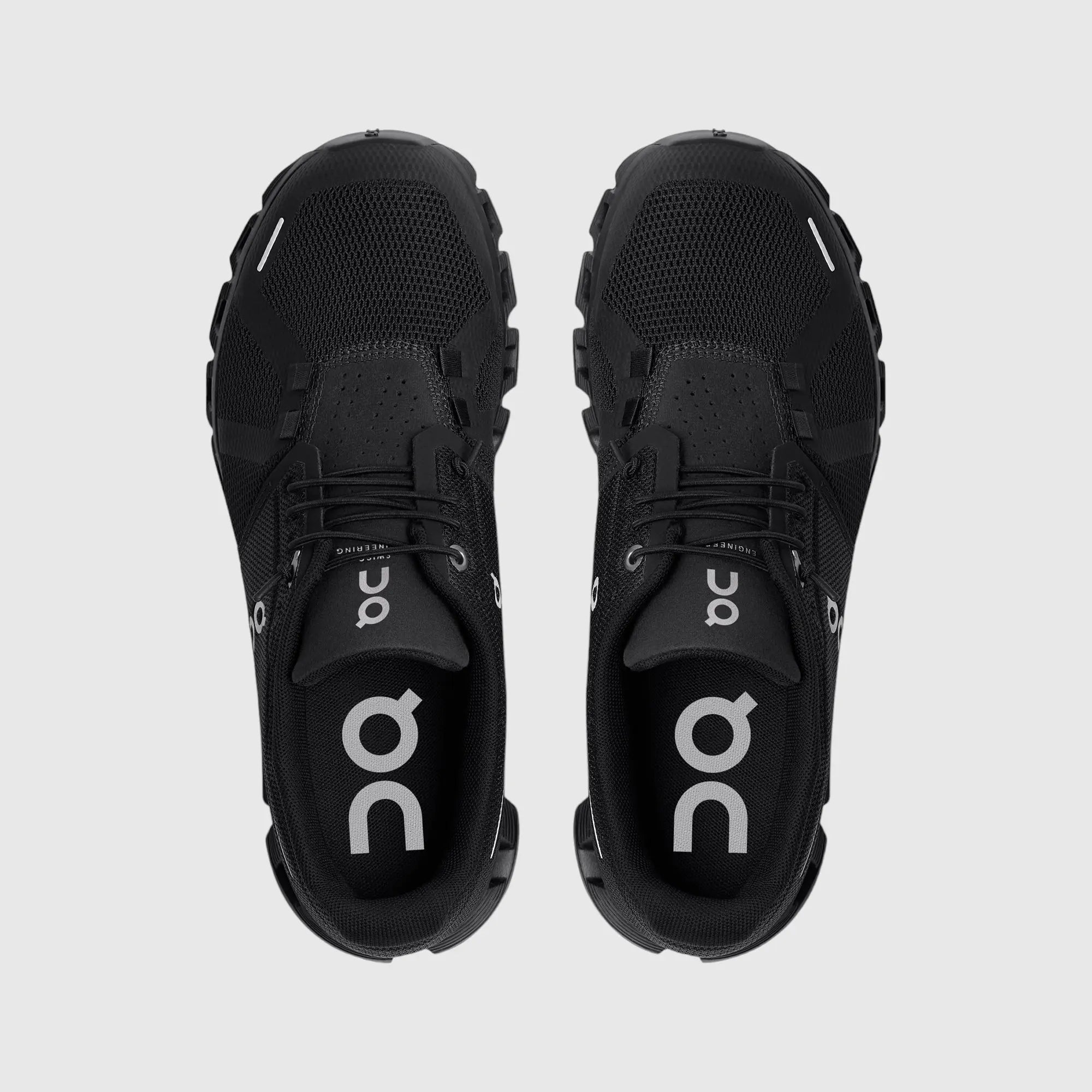 On Women's Cloud 5.0 All Black | On Air Studio