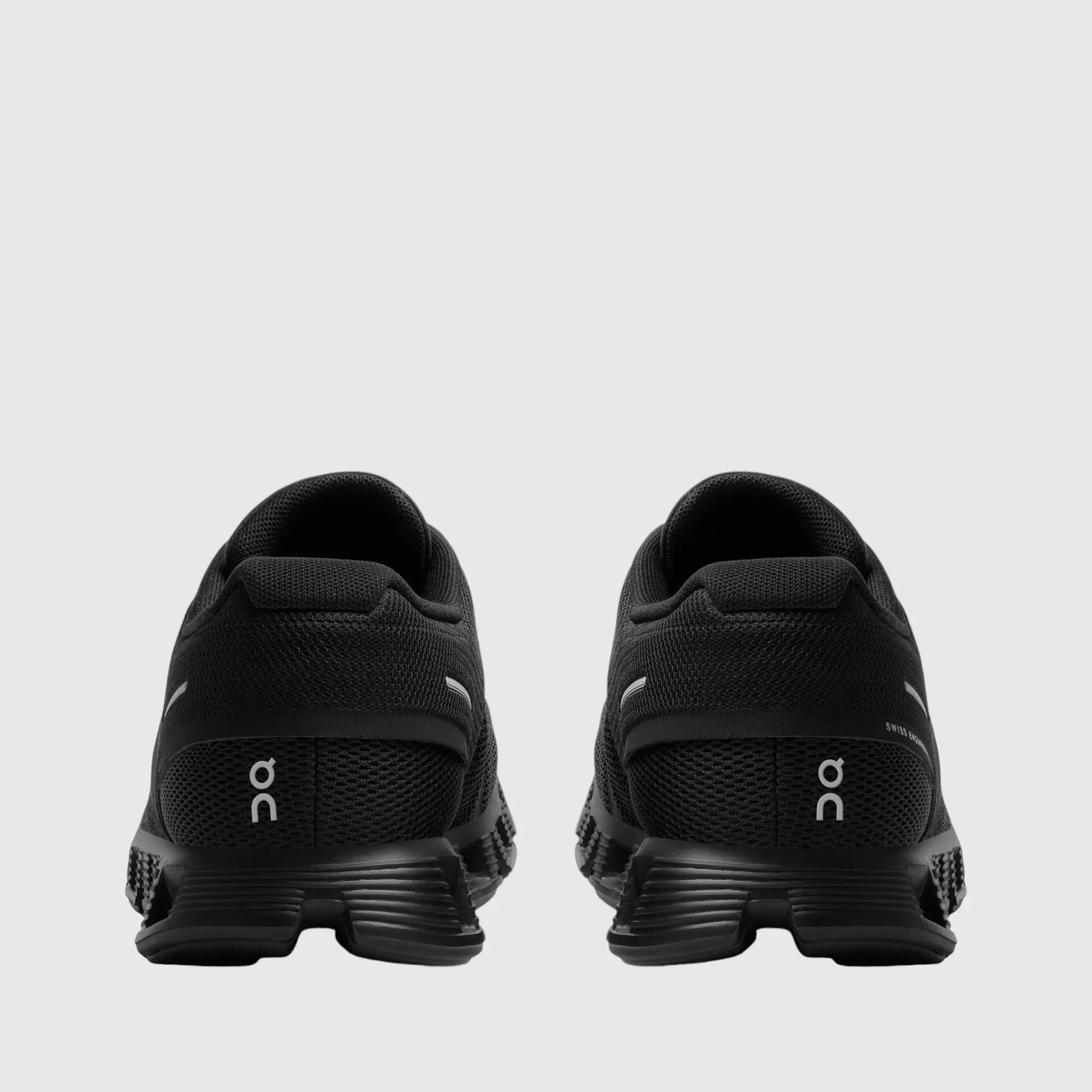 On Women's Cloud 5.0 All Black | On Air Studio