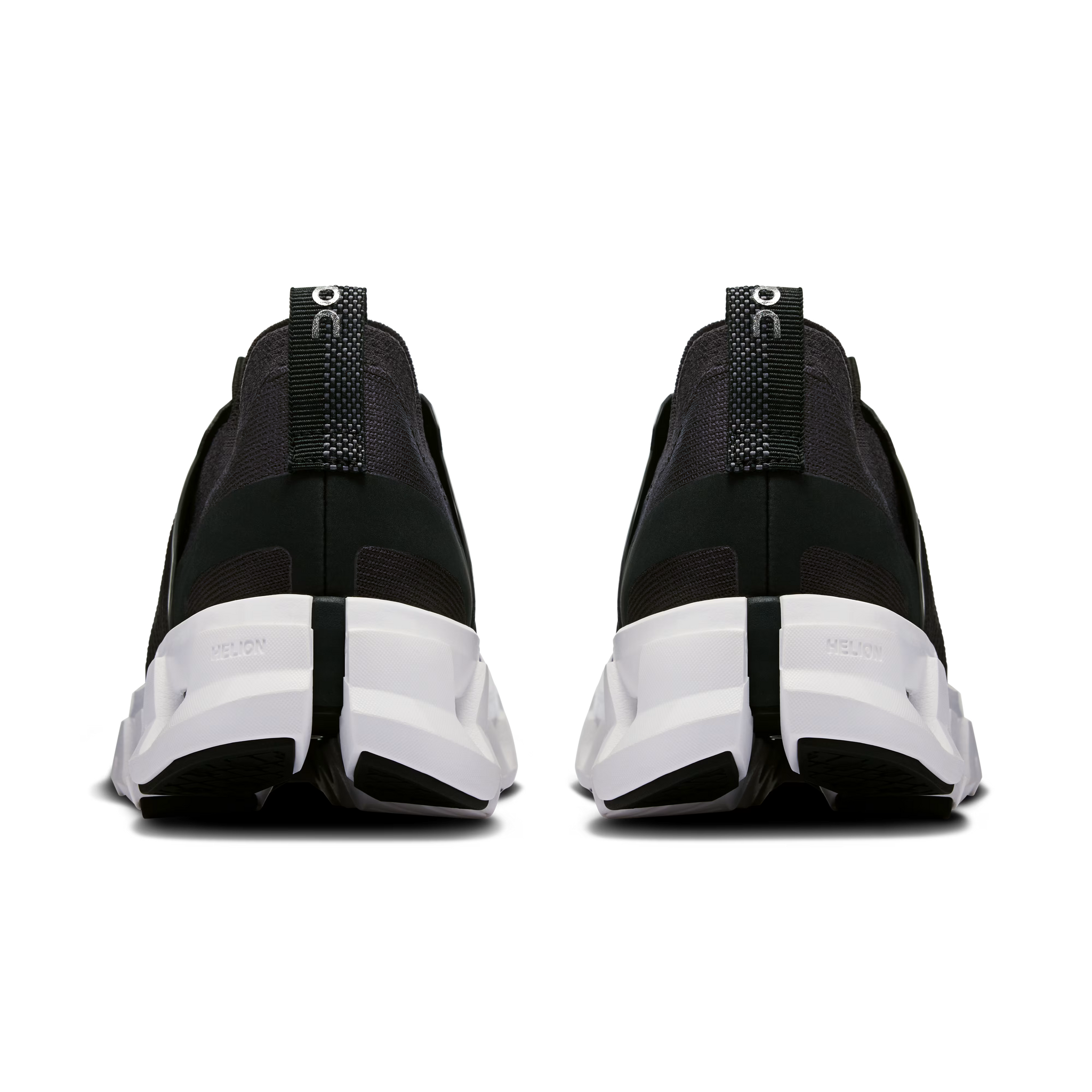 On Women's Cloud Swift 4 Black White
