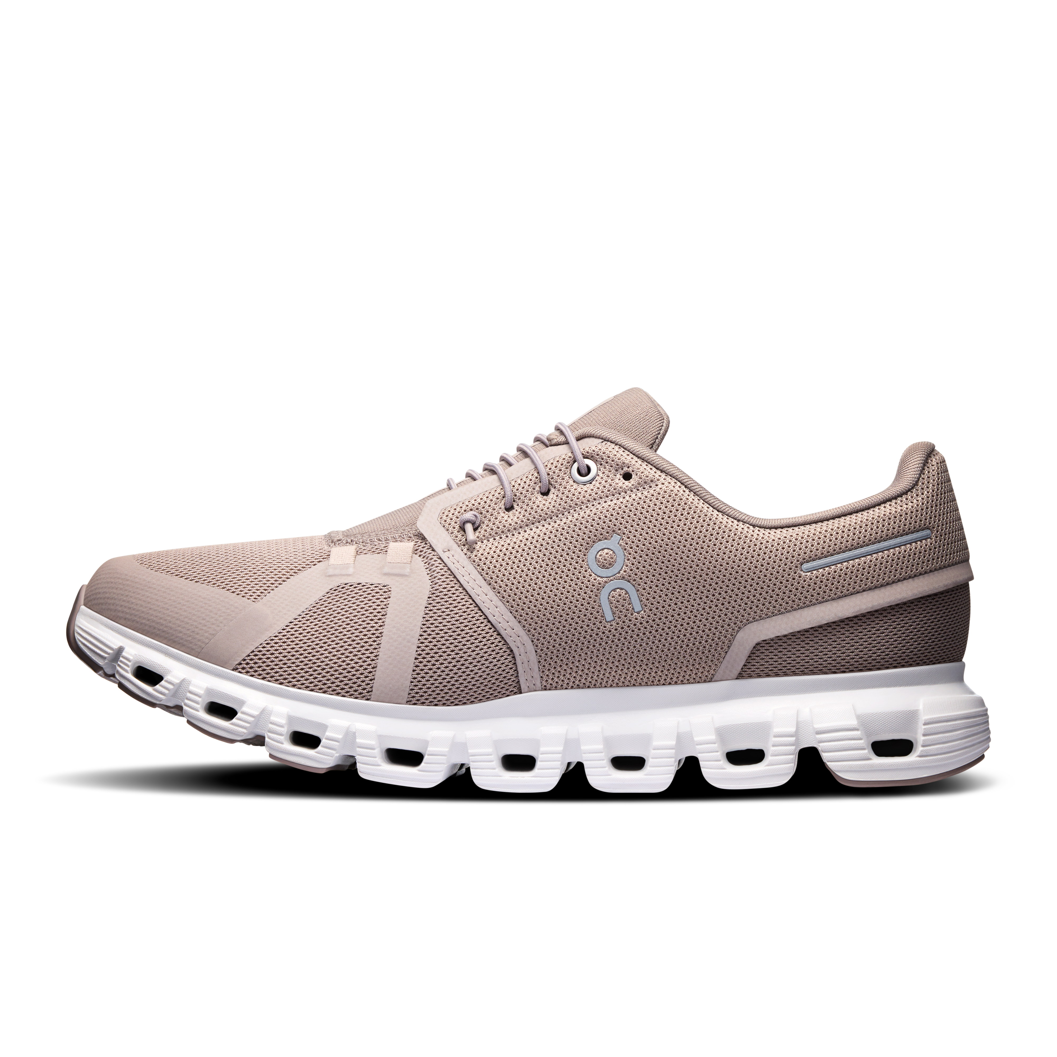 On mens cloud 6 lifestyle shoe in fog & white