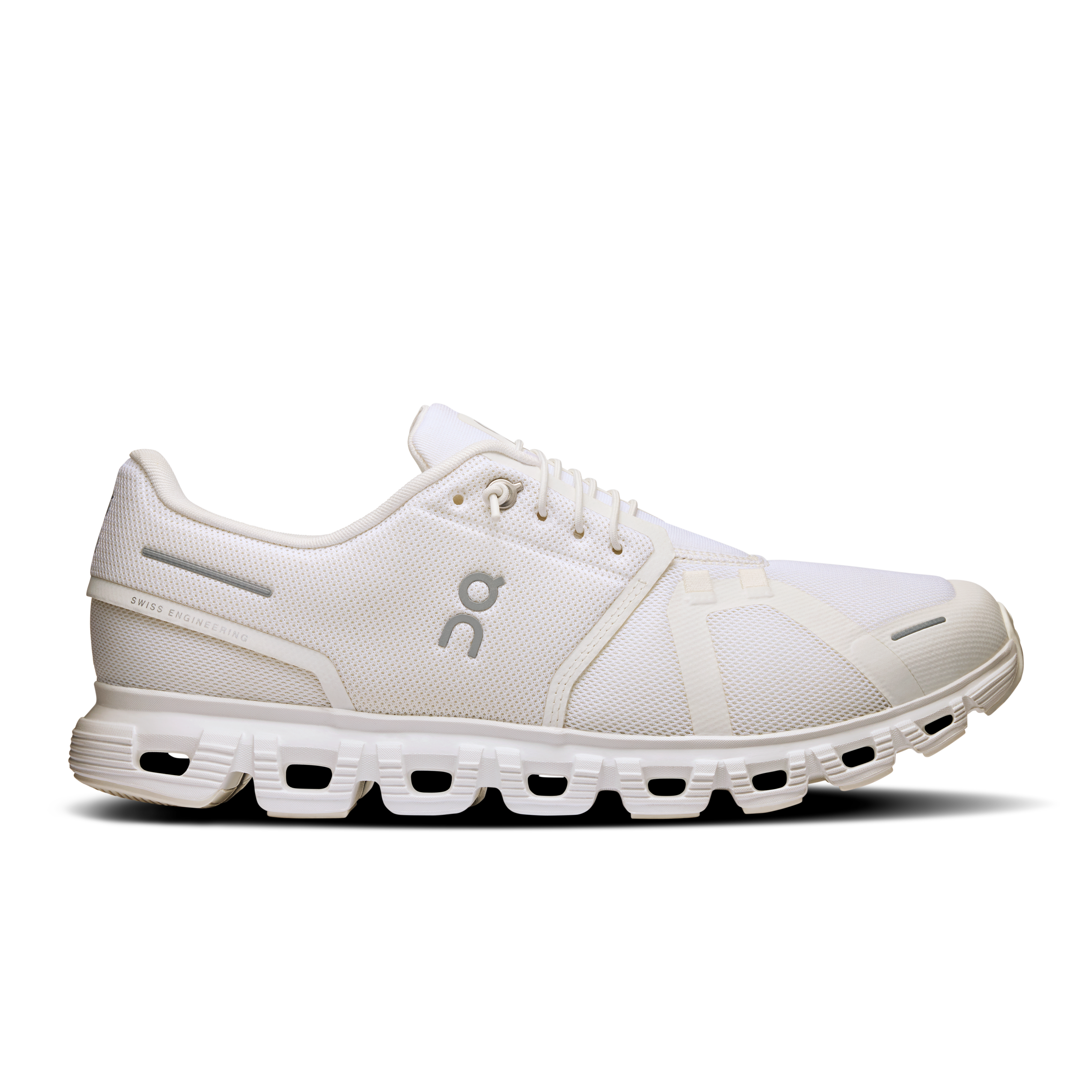 On mens cloud 6 lifestyle shoe in white